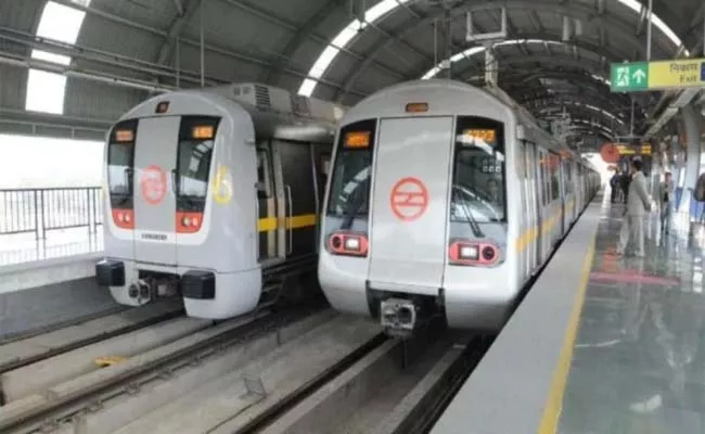 Free Ride in Delhi Metro A "Problem", Says Supreme Court - Sakshi