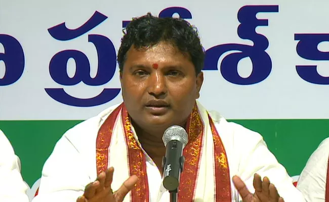 BV Srinivas Commented Modi KCR Become Brand Ambassadors About False Statements - Sakshi