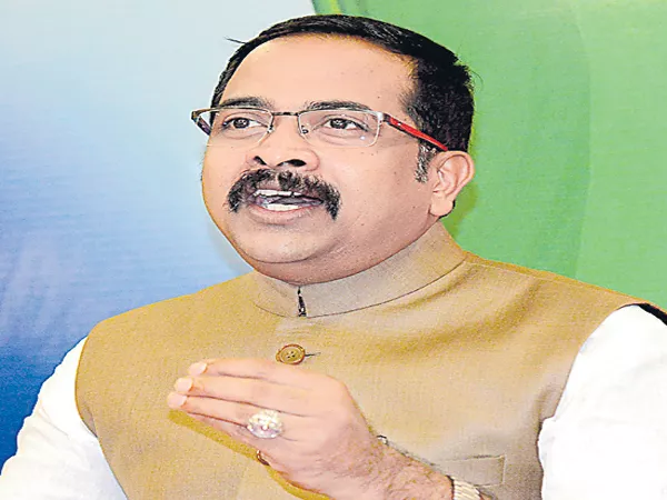 Krishnasagar Rao Comments On KCR - Sakshi