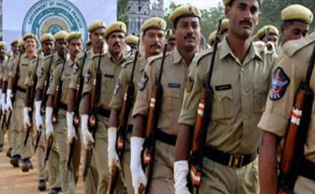 Andhra Pradesh Telangana Police On Duty Around 16 Hours A Day - Sakshi