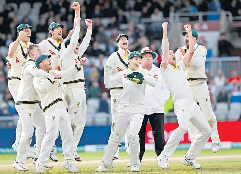 Australia beat England in fourth Test to retain Ashes - Sakshi