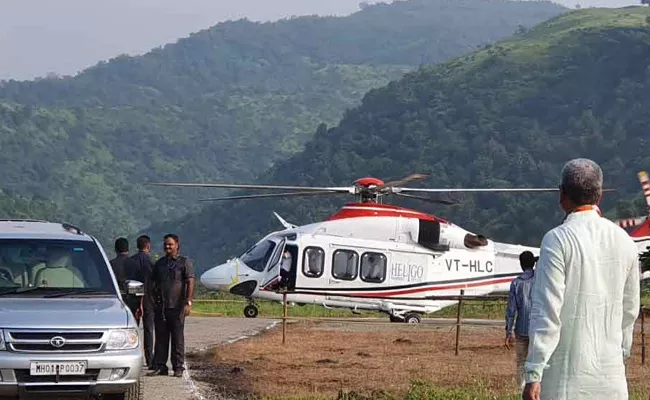 Devendra Fadnavis Chopper Skids While Landing in Raigad - Sakshi