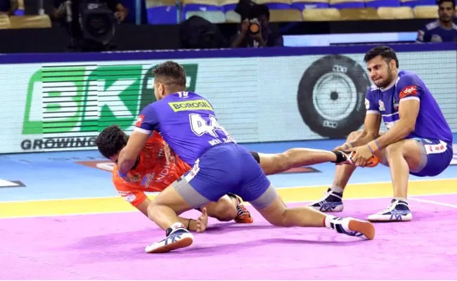  U Mumba Beat Haryana Steelers 33-39 - Sakshi