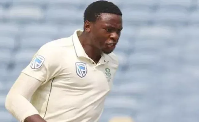 Kagiso Rabada And Quinton De Kock Quarrels In 2nd Test In Pune - Sakshi