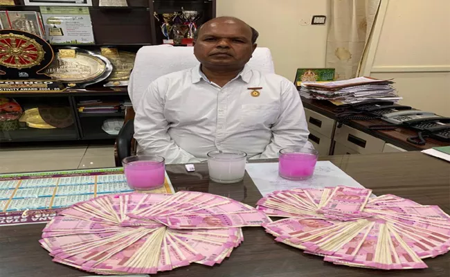 Palvancha KTPS CE Caught To ACB While Taking Bribe - Sakshi