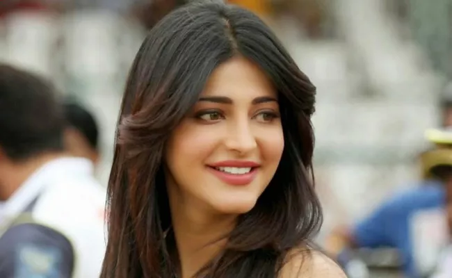 Shruti Haasan React on Her Love Break up - Sakshi