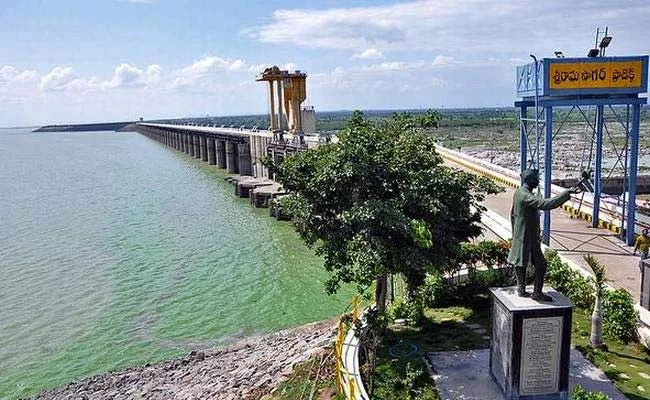 Green Signal For SRSP Water Release In Warangal - Sakshi