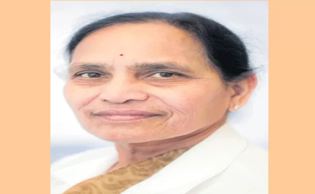 Basavatarakam Cancer Hospital Tulasi Polavarapu Dies In new York - Sakshi