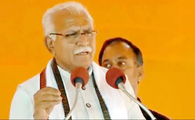 Congress Slams Manohar Lal Khattar Over Comments On Sonia Gandhi - Sakshi