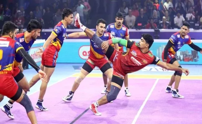 PRO Kabaddi 2019: U Mumba And Bengaluru Bulls Enter Into Semis - Sakshi