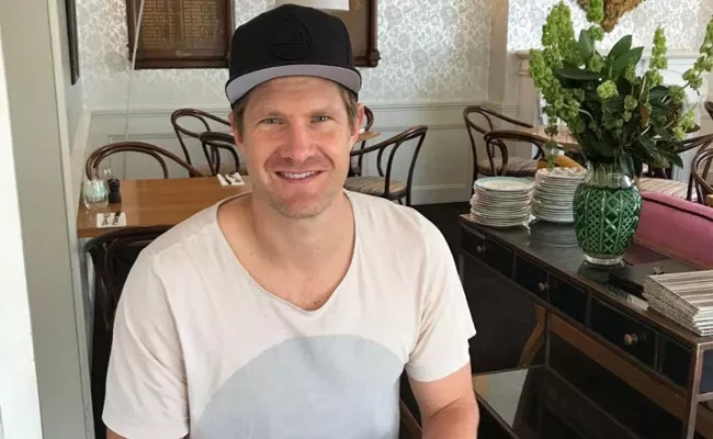 Shane Watson Apologises His Followers For Illicit Photos In Instagram - Sakshi