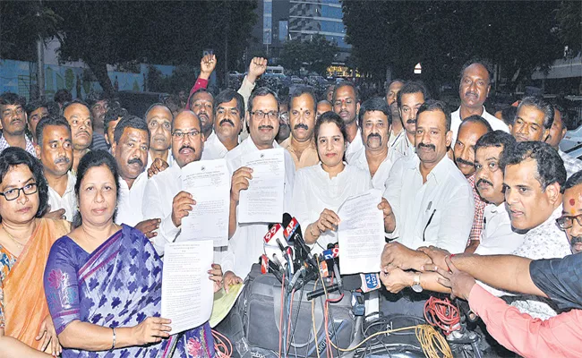 JAC Leaders Meeting With CS Over RTC Strike - Sakshi