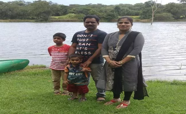 Khammam Child Died In South Africa - Sakshi