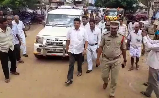 TDP Former MLA Kalamata Venkataramana Arrested - Sakshi