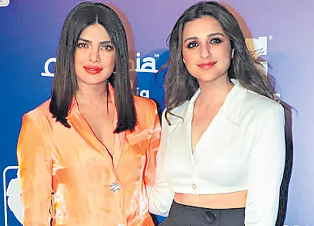 Priyanka Chopra, Parineeti to lend voice to Hindi version of Frozen 2 - Sakshi