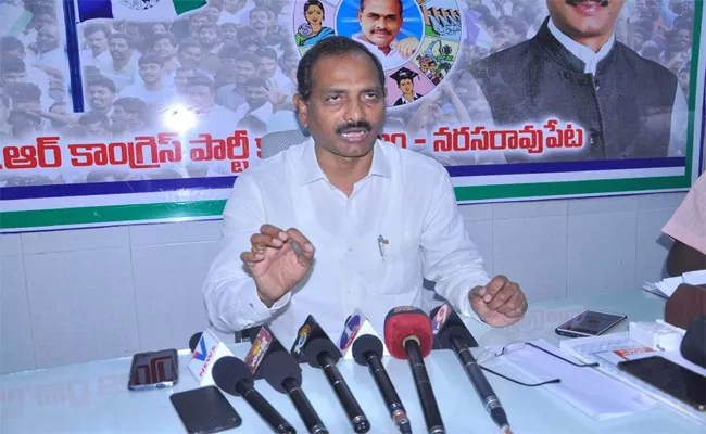 Gopireddy Srinivasa Reddy Criticize Chandrababu On Kodela Death - Sakshi