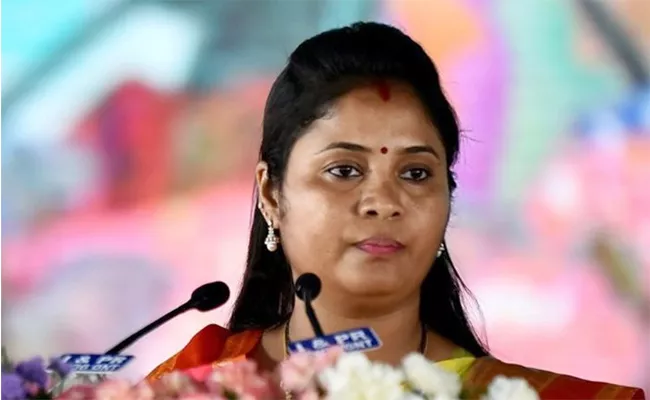 Deputy CM Pushpa Srivani Says Inquiry Into Sub Plan Funds Corruption In TDP Government - Sakshi