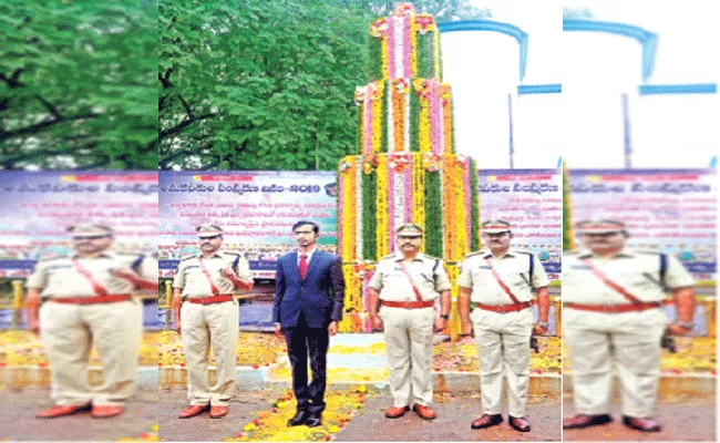 Nelluru Joint Collector And Others Gave Tribute To The Police Martyrs Day  - Sakshi