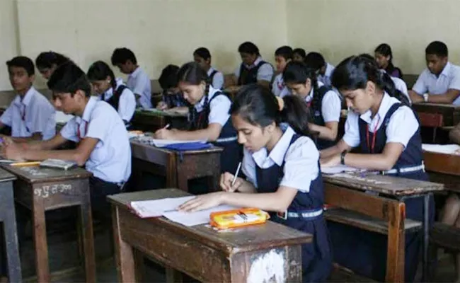 Tamil Nadu Government Extend half an over Exam Time - Sakshi