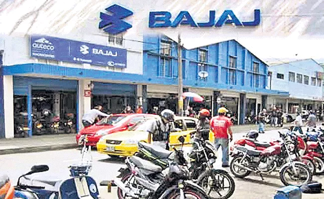 Bajaj Auto Net Profit Surges To 1500 Crore - Sakshi