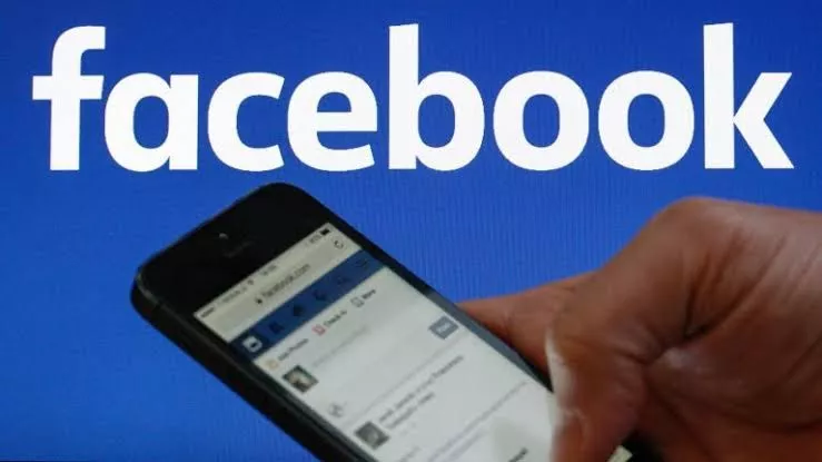 Facebook launches a news section in america - Sakshi