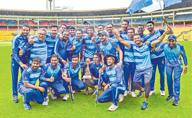 Karnataka Team Won The Vijay Hazare Trophy For The Fourth Time - Sakshi