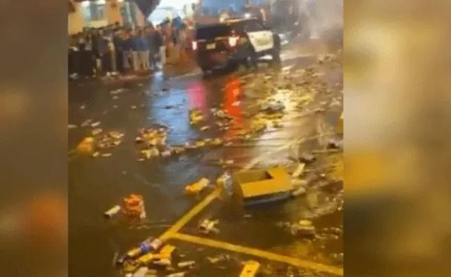 India Square Is Littered With Trash On Diwali At New Jersey - Sakshi