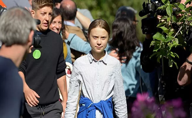 Greta Thunberg Says Not Need Awards Declines Environmental Award - Sakshi