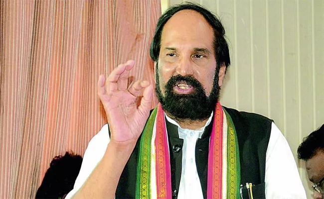 Uttamkumar Reddy says RTC workers are being harassed  - Sakshi