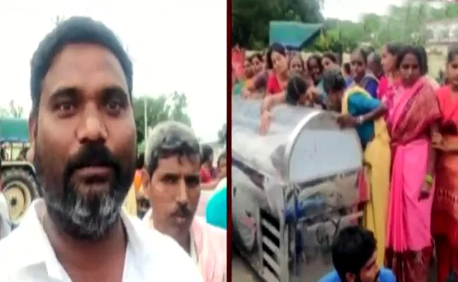 Student Family Making Protest On Gurukul School In Medak - Sakshi