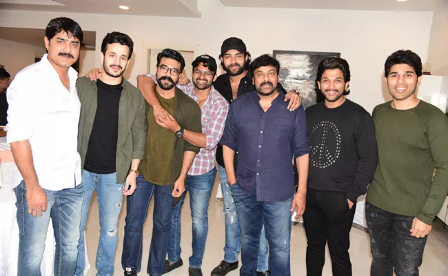 Allu Family Gives Success Party To Sye Raa Unit - Sakshi