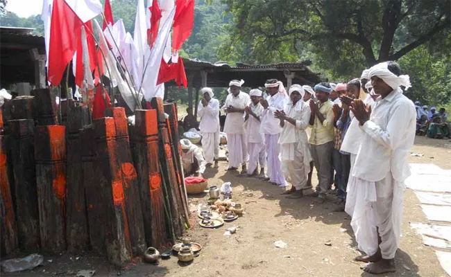 Pre Dussehra Festival Celebrated In Komarambheem District - Sakshi