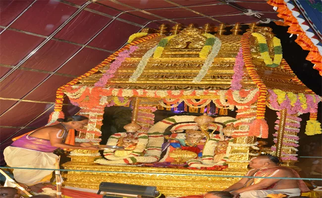 Tirumala Tirupati Brahmotsavalu 4th day In Chittoor - Sakshi