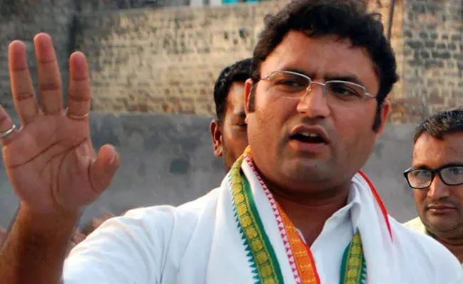 Ex Haryana Congress Chief Ashok Tanwar Quits From Party - Sakshi