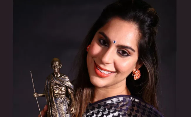 Upasana Shares Award Receiving Moments Of CSR Leadership - Sakshi