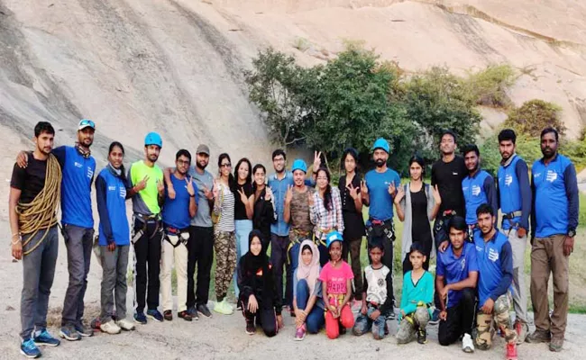 Trainee IAS Officers Visited Bhuvanagiri Fort - Sakshi