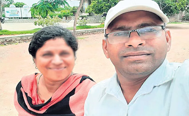 Husband Kills Wife With A Hammer In Dundigal - Sakshi