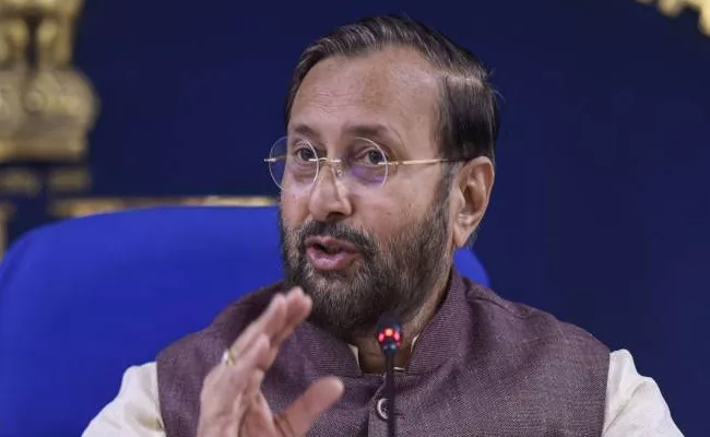 Prakash Javadekar Gives Statement on Lynching - Sakshi