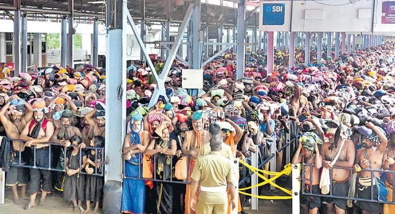 Devotees Visiting Sabarimala Without Any Fear - Sakshi