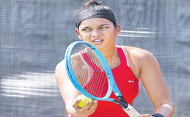 Sowjanya Bavisetti Got Place In India Women Tennis Team - Sakshi