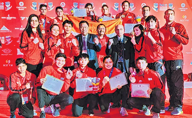 Indian Boxers With 12 Medals In Asian Youth Boxing - Sakshi