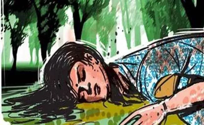 Woman Dies In Suspicious Condition At Moinabad - Sakshi