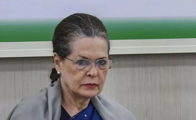 The Government Provided a Ten Year Old Safari Car for Sonia Gandhi - Sakshi