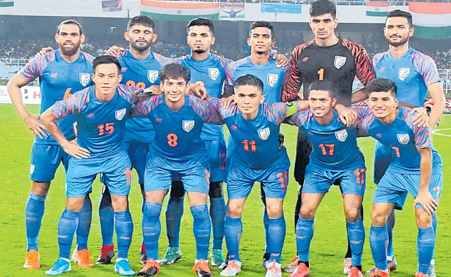 India Lose The Football Match Against Oman - Sakshi