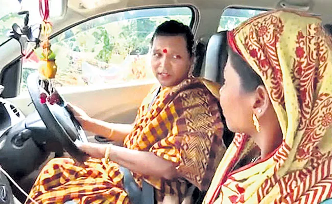  Rani Is The First Trans Woman Driver In Ubar - Sakshi