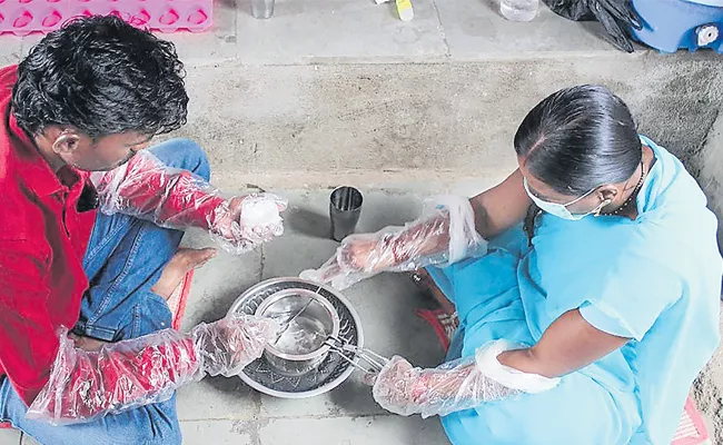 Soap Manufacturing With Help Of Goat Milk At Osmanabad - Sakshi