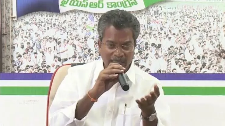 YSRCP MLA Vasanta Krishna Prasad Fires on Devineni Uma - Sakshi