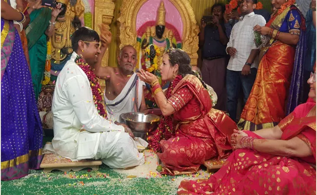 Spanish Woman A Young Man From Anantapur Fell In Love Got Married - Sakshi