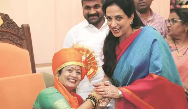 Shiv Sena Kishori Pednekar Named Mumbai Mayor - Sakshi