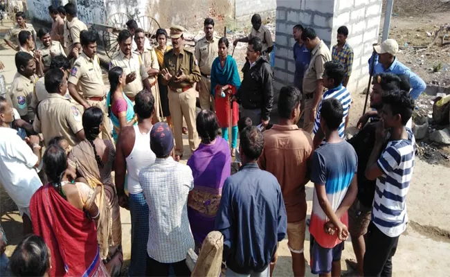 OHE Wire Broken By the Throwing of the Gudumba Bags in Mahabubabad - Sakshi